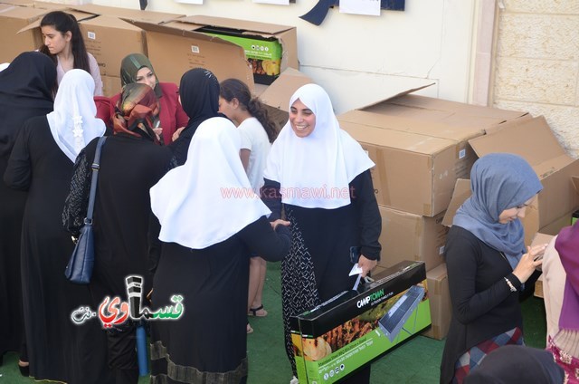 كفرقاسم- فيديو: الرئيس عادل بدير وموظفو البلدية يقفون دقيقة حداد لروح الشهيد احمد ويستقبلون شهر رمضان بتكريم الموظفين